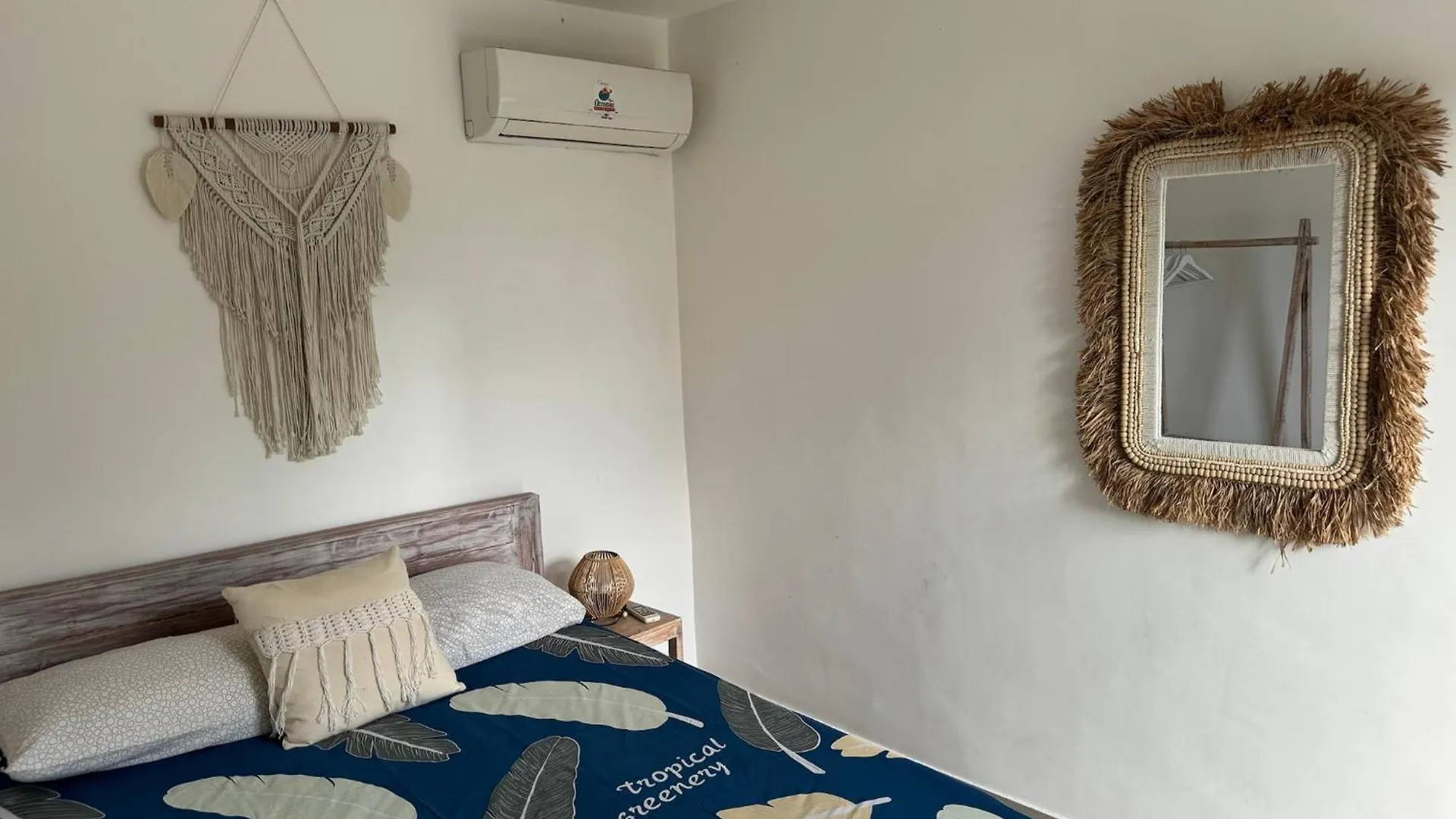 Guest house Surf Bali Villa Ungasan  Indonesia
